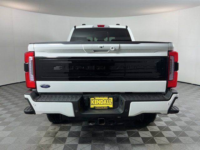 Certified 2025 Ford F350 Platinum w/ FX4 Off-Road Package AWD/4WD image 5