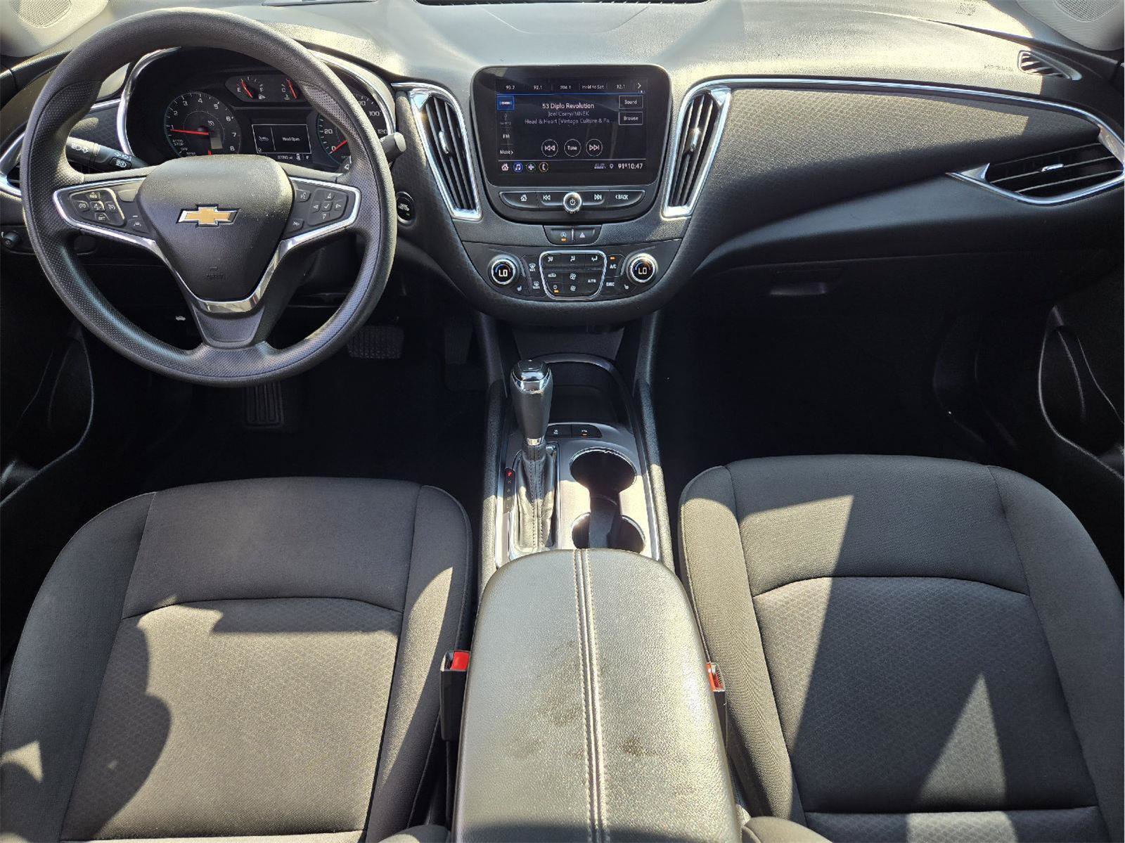 Used 2020 Chevrolet Malibu LT FWD image 24