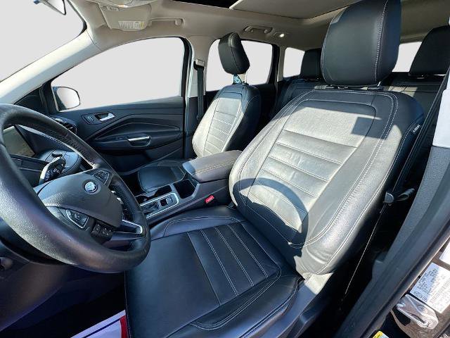 Certified 2018 Ford Escape SEL w/ Canadian Touring Package AWD/4WD image 18