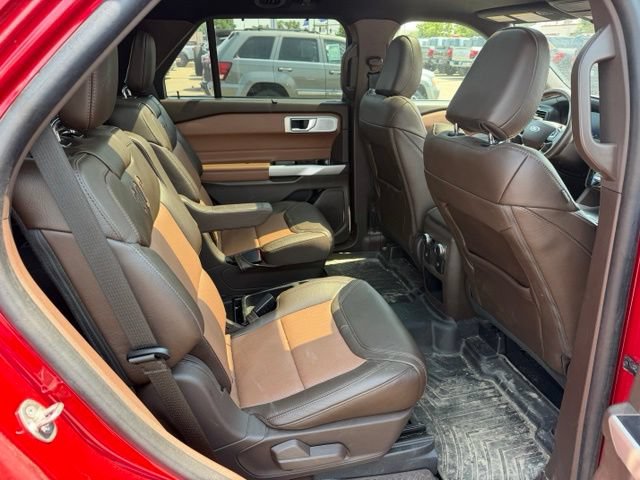 Certified 2021 Ford Explorer King Ranch w/ Premium Technology Package AWD/4WD image 13