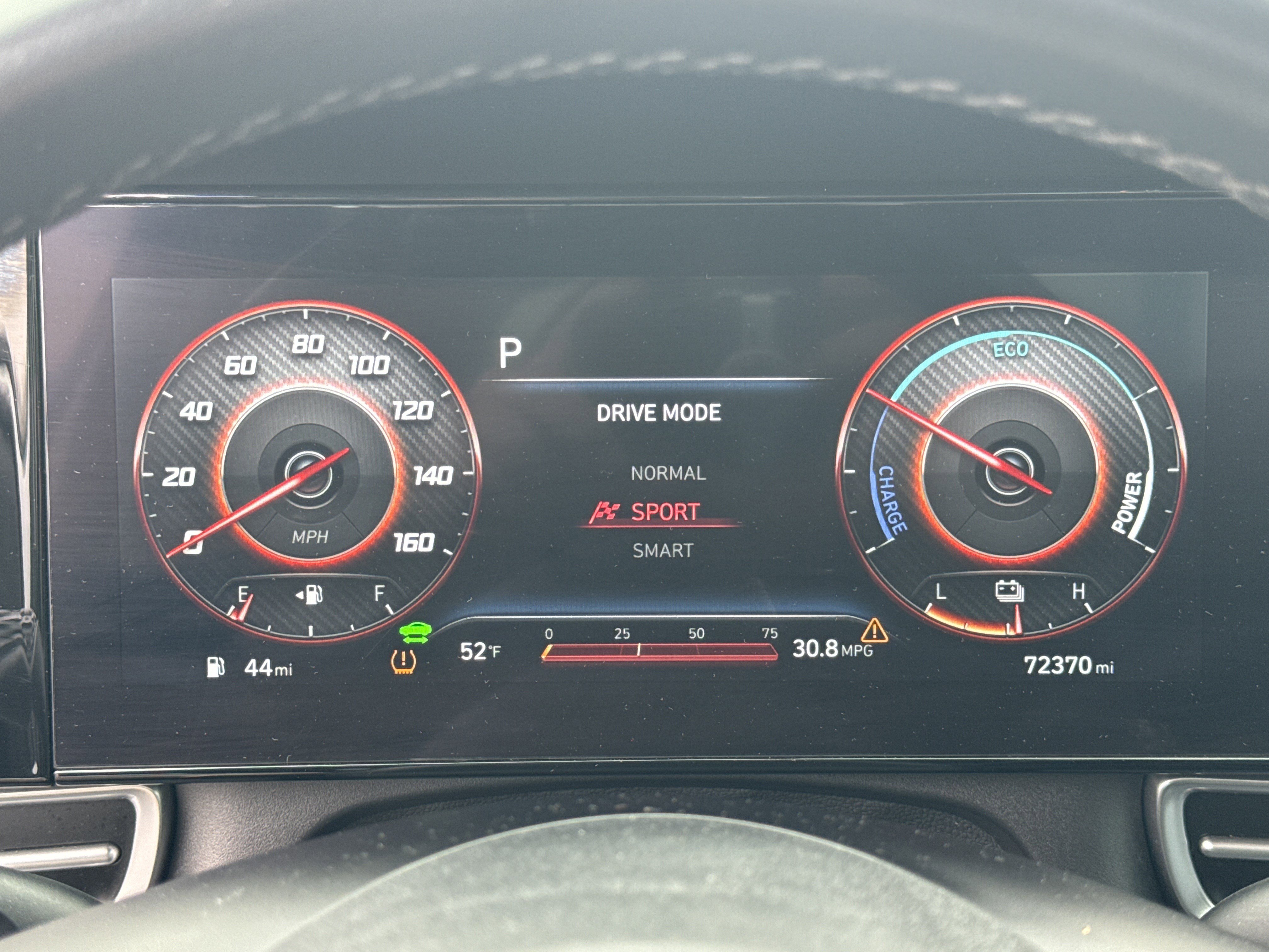 Used 2023 Hyundai Elantra Limited w/ Cargo Package image 25