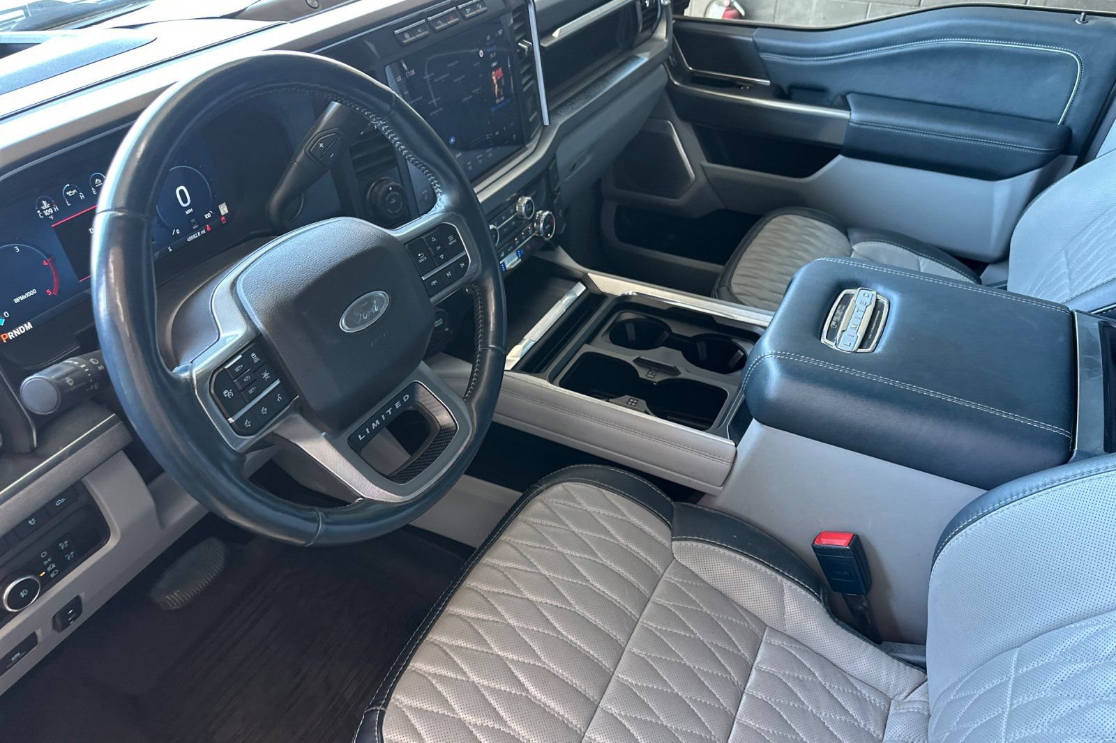 Certified 2024 Ford F250 Limited w/ FX4 Off-Road Package AWD/4WD image 9