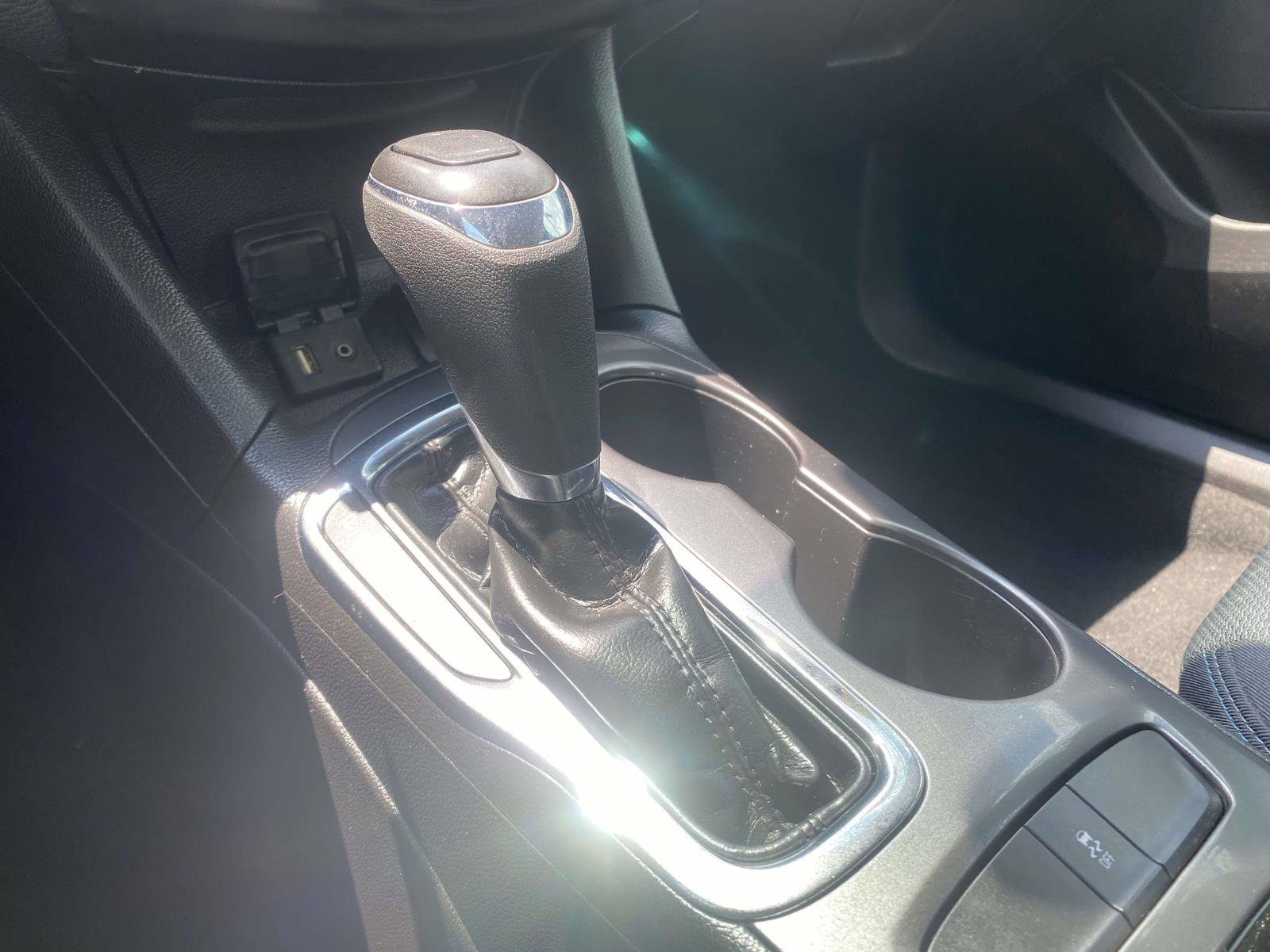 Used 2017 Chevrolet Cruze LT FWD image 22