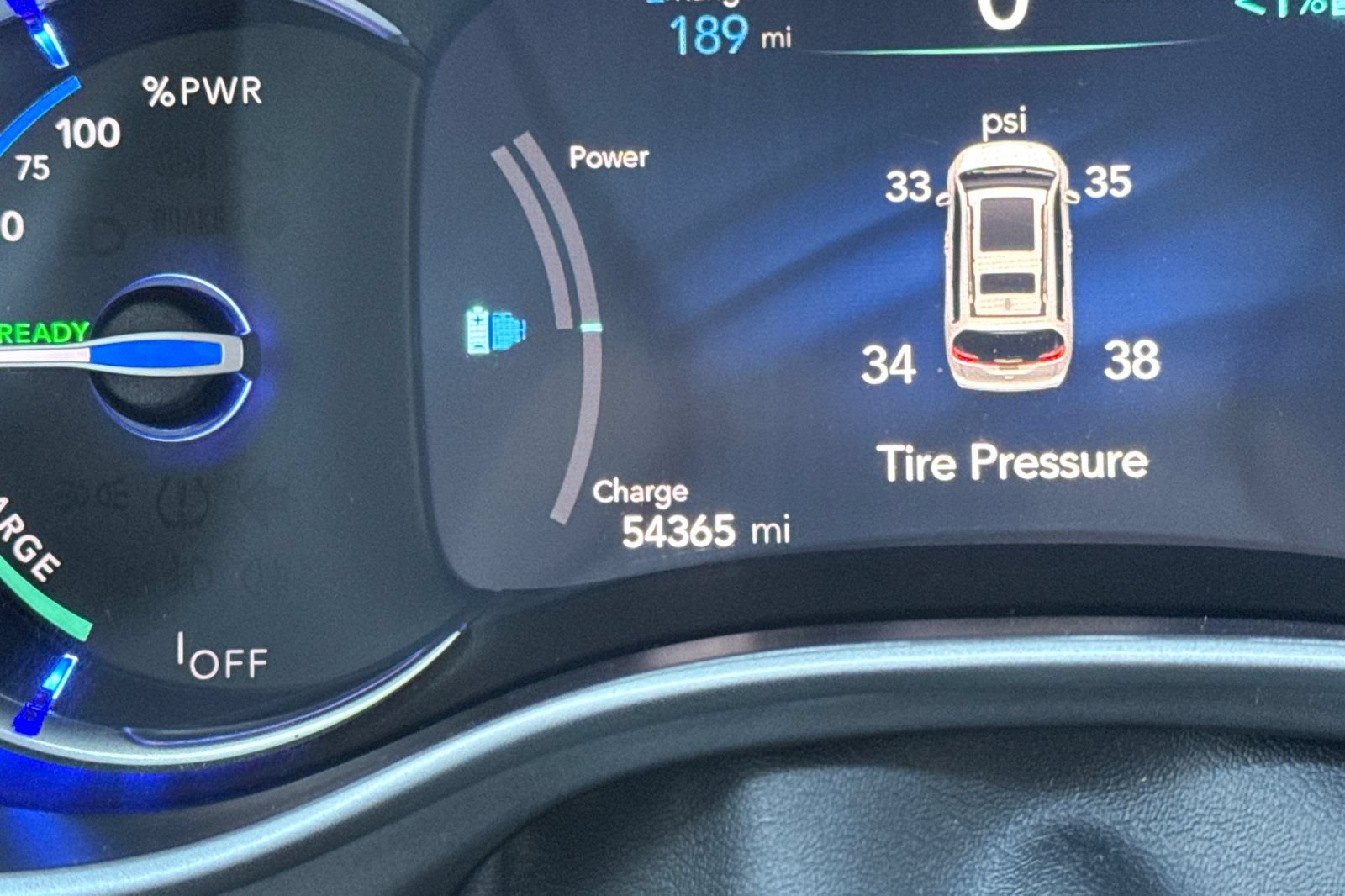 Used 2024 Chrysler Pacifica Limited FWD image 31