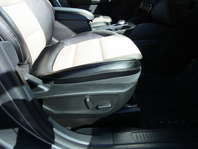 Certified 2022 Ford Escape Titanium w/ Titanium Elite Package image 10