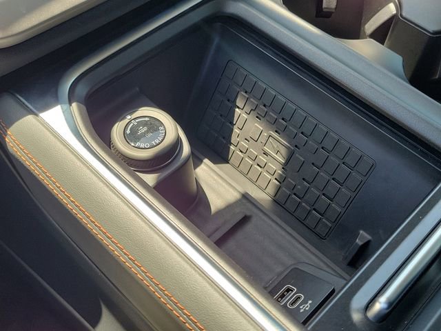 Certified 2025 Ford Expedition Active AWD/4WD image 13
