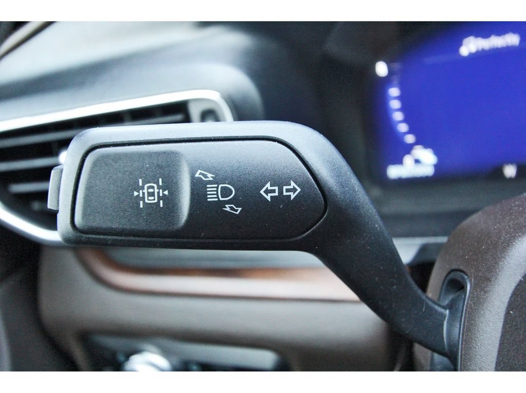 Certified 2023 Ford Explorer King Ranch w/ Technology Package RWD image 17