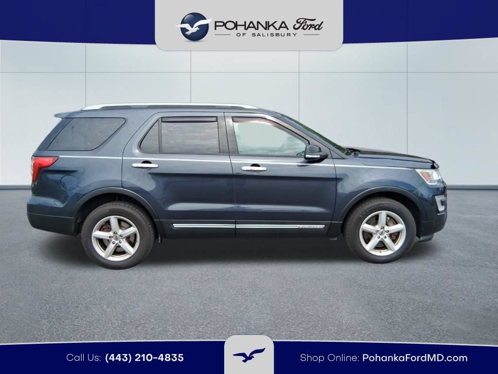 Certified 2017 Ford Explorer XLT w/ Equipment Group 202A AWD/4WD image 4