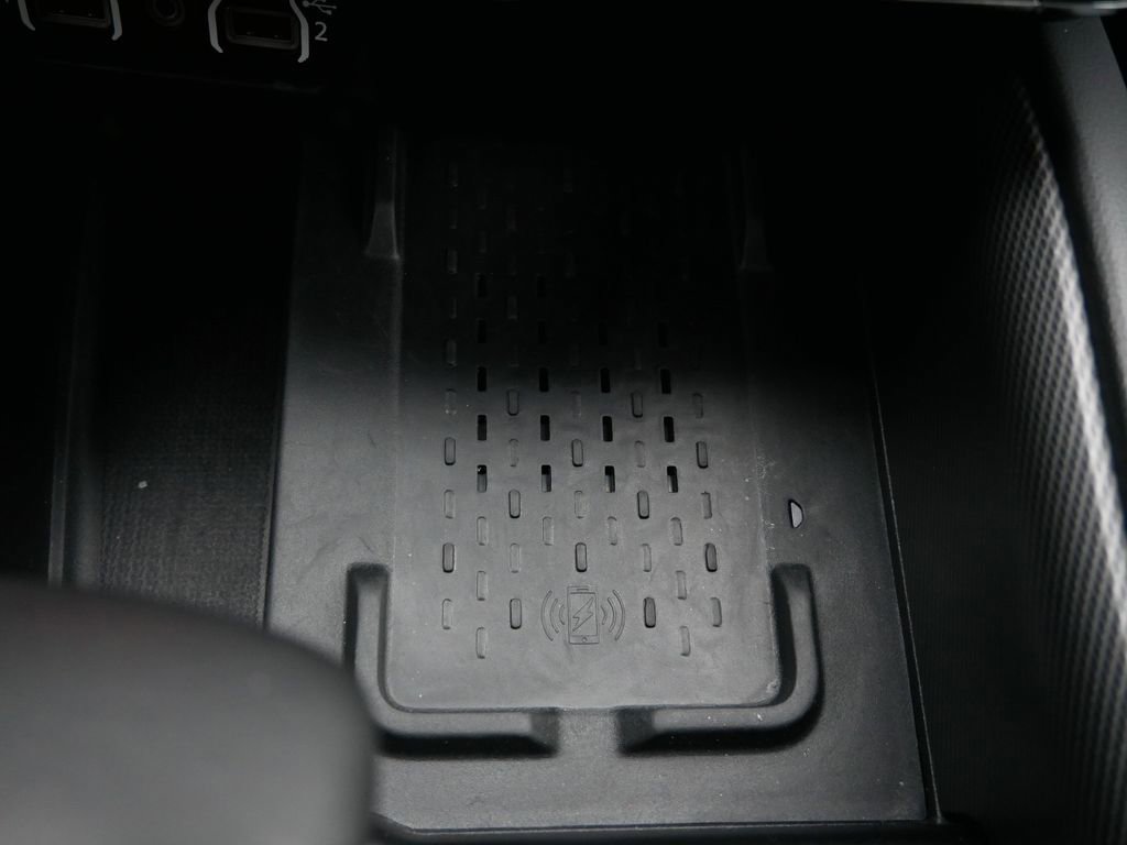 Used 2025 Dodge Durango GT image 24