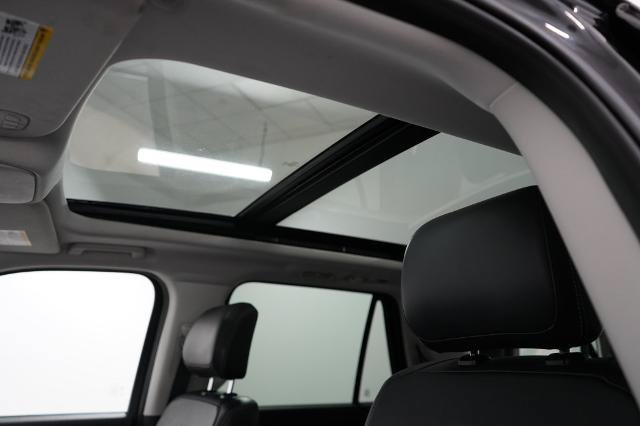 Certified 2025 Ford Expedition Max Platinum AWD/4WD image 17