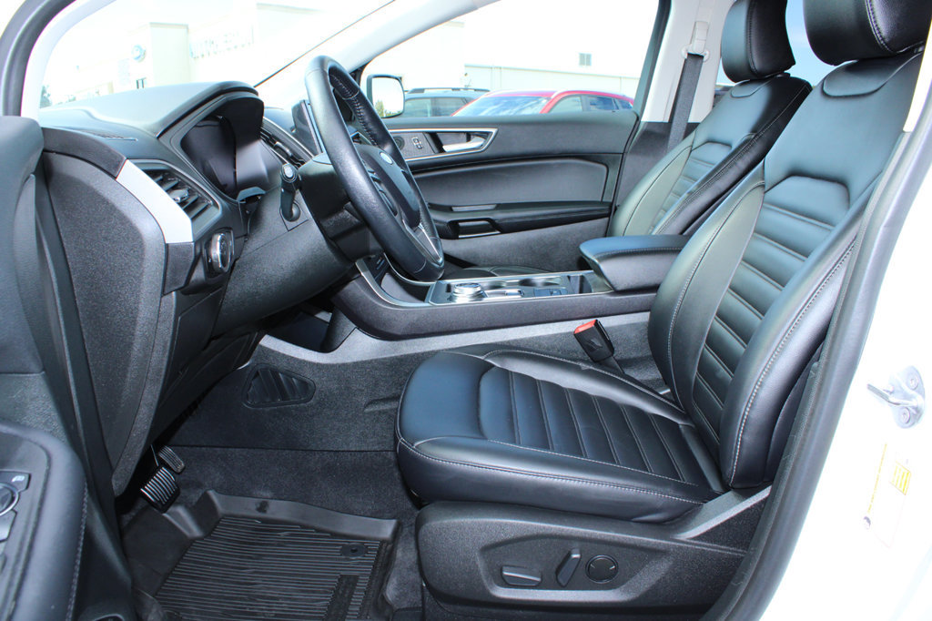 Certified 2024 Ford Edge SEL AWD/4WD image 33