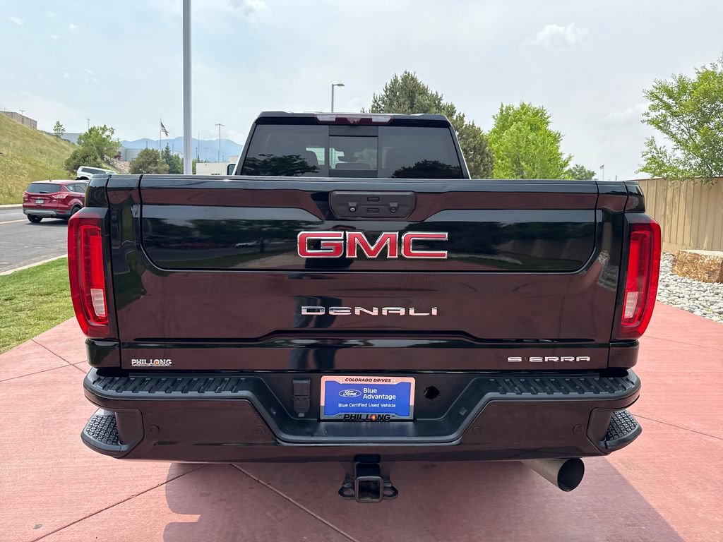 Used 2021 GMC Sierra 2500 Denali w/ Denali Black Diamond Edition AWD/4WD image 6