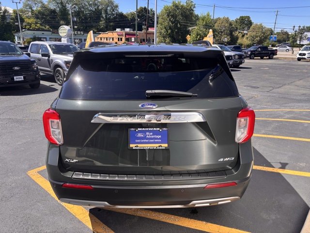 Certified 2022 Ford Explorer XLT w/ Equipment Group 202A image 5