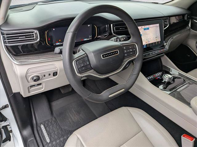 Used 2022 Jeep Wagoneer Series III w/ Premium Group I RWD image 10