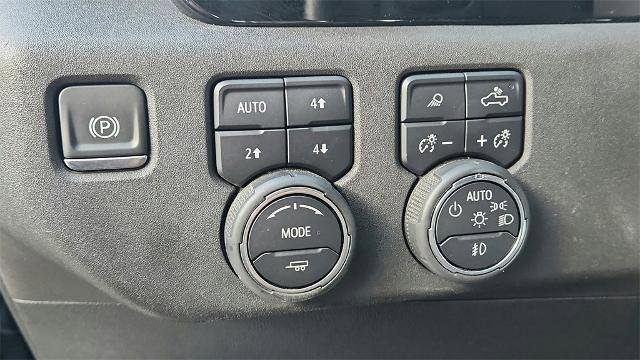 Used 2024 Chevrolet Silverado 3500 High Country w/ High Country Premium Package image 10