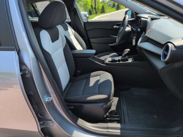 Used 2024 Chevrolet Trax LS w/ Driver Confidence Package FWD image 15