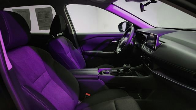 Used 2024 Nissan Rogue SV image 22