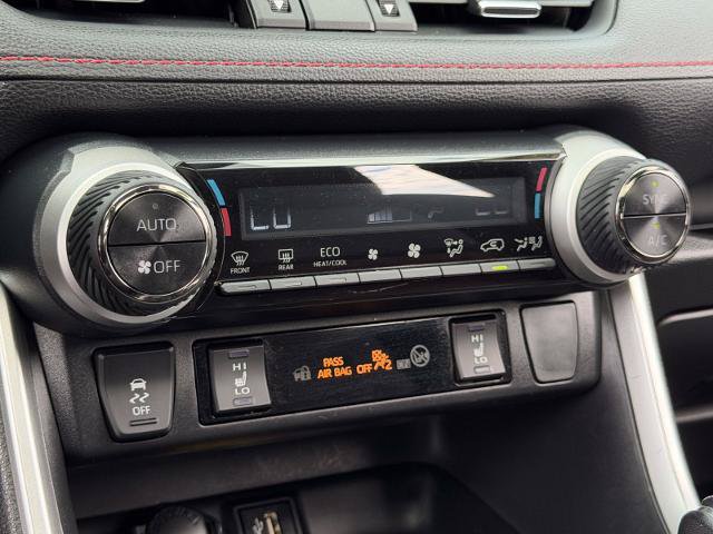Used 2025 Toyota RAV4 XSE w/ Weather Package AWD/4WD image 12