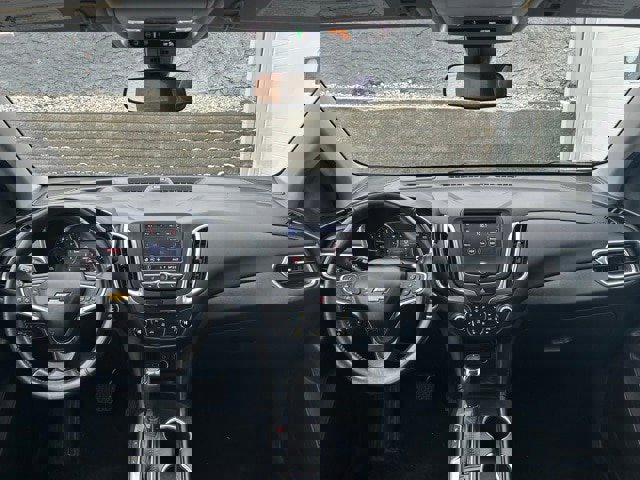 Used 2020 Chevrolet Equinox LT image 10