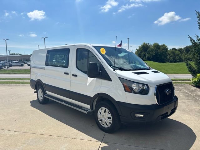 Certified 2025 Ford Transit 250 Low Roof w/ Exterior Upgrade Package RWD image 33