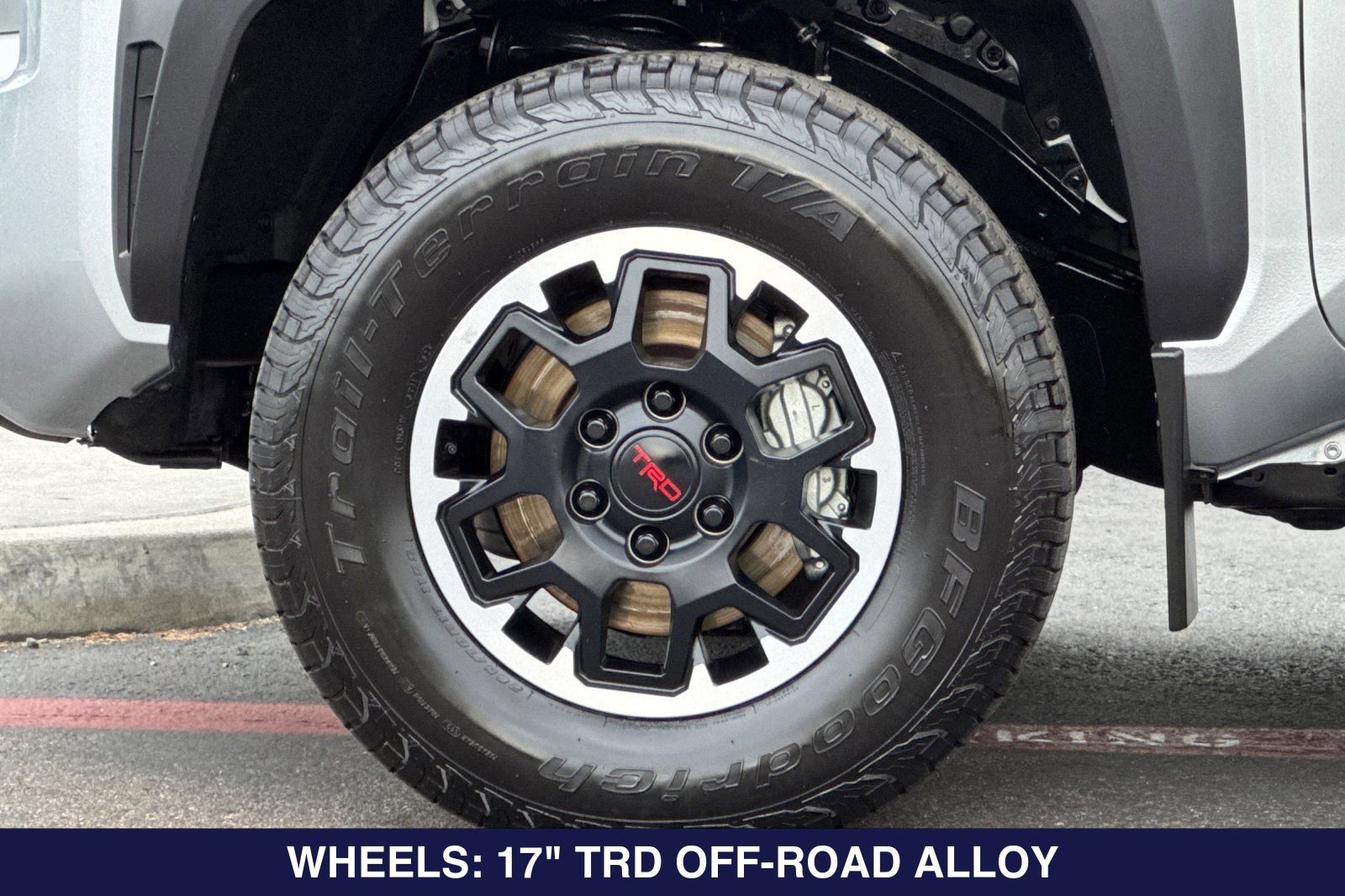 Used 2024 Toyota Tacoma TRD Off-Road w/ TRD Off Road Upgrade Package AWD/4WD image 27