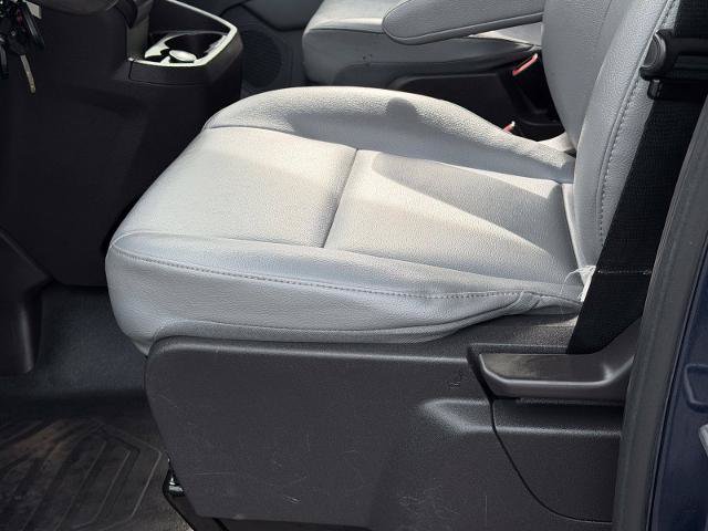 Certified 2019 Ford Transit 250 130 Medium Roof RWD image 27