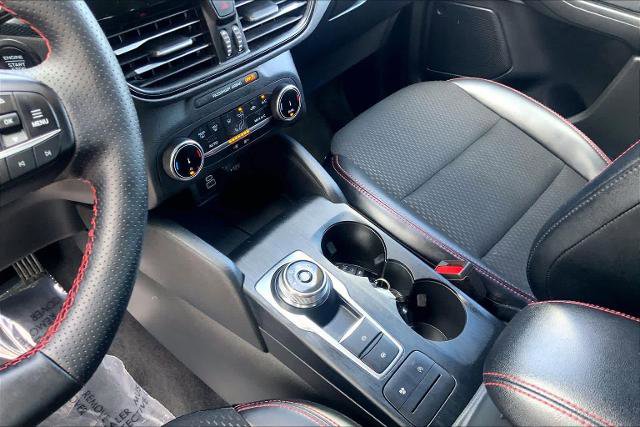 Certified 2025 Ford Escape ST-Line image 17