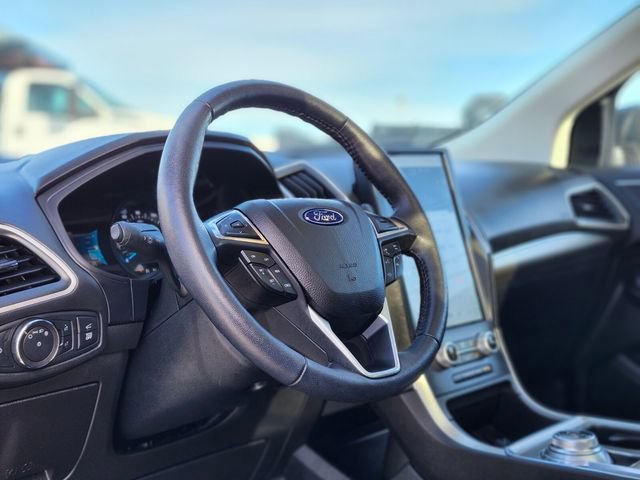 Certified 2022 Ford Edge SEL w/ Convenience Package image 19