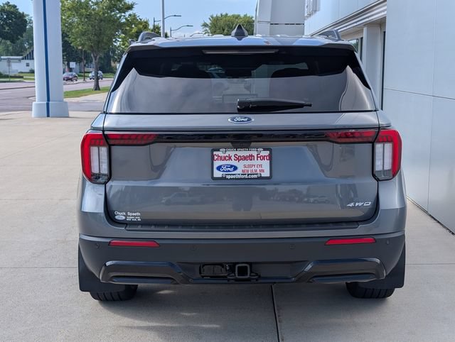 Certified 2025 Ford Explorer ST-Line w/ Premium Package AWD/4WD image 6