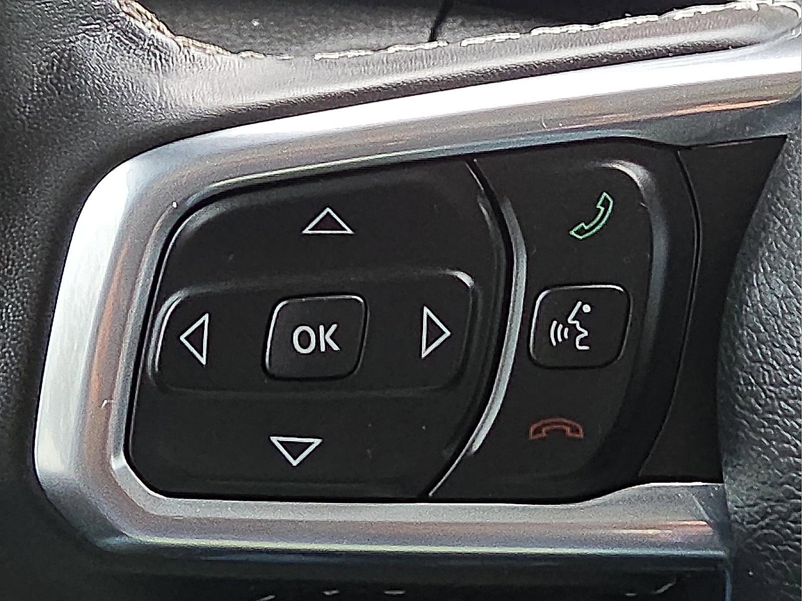 Used 2022 Jeep Wrangler Unlimited Sahara w/ Cold Weather Group image 20