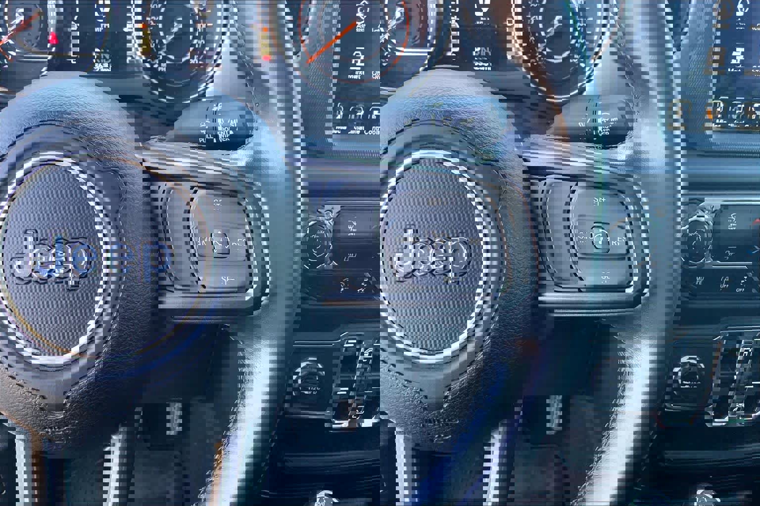 Used 2021 Jeep Gladiator Sport image 25