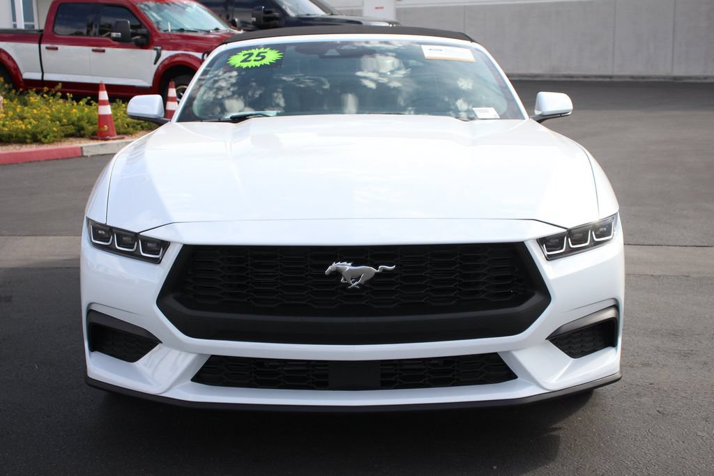 Certified 2025 Ford Mustang Convertible RWD image 13