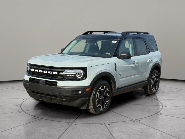 Certified 2024 Ford Bronco Sport Outer Banks w/ Tech Package AWD/4WD image 3