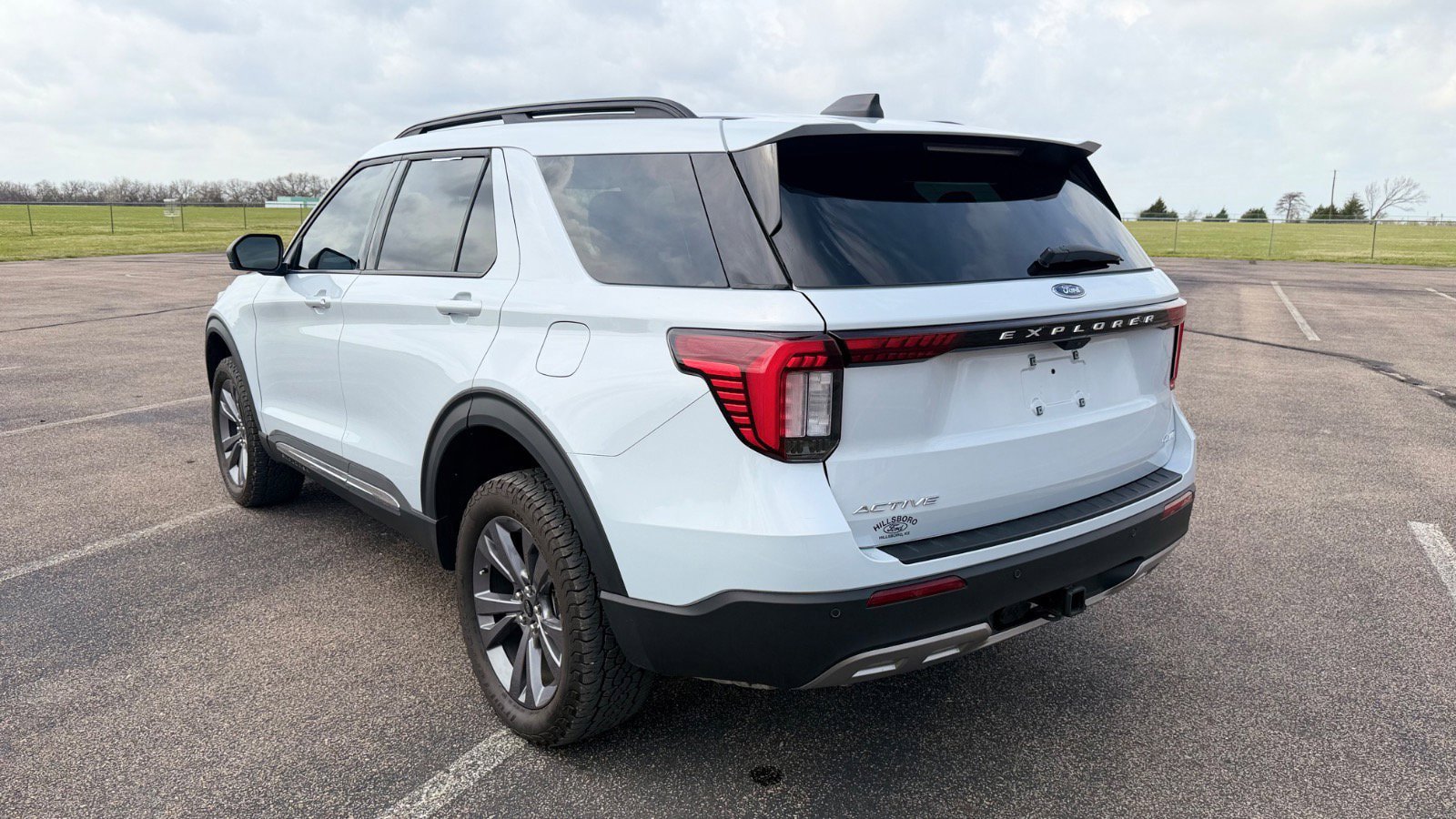 Certified 2025 Ford Explorer Active w/ Active Comfort Package AWD/4WD image 10