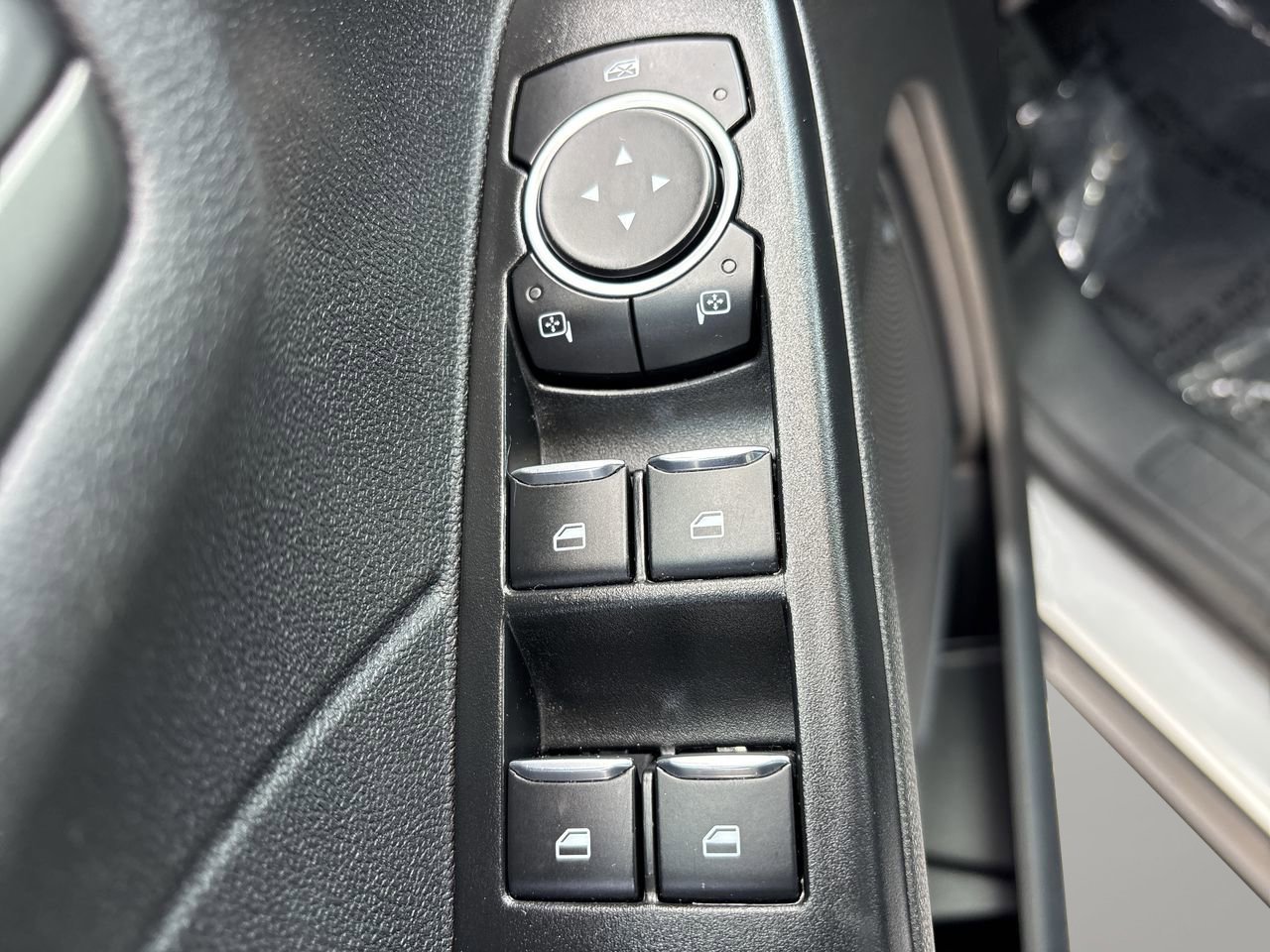 Certified 2024 Ford Escape Active FWD image 24