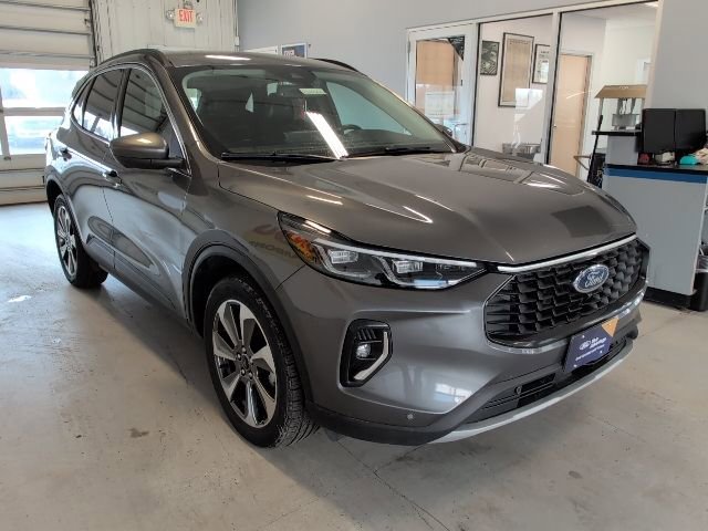 Certified 2023 Ford Escape Platinum image 8