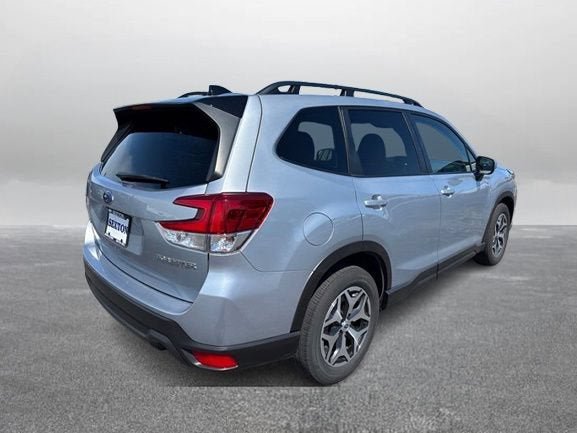 Used 2024 Subaru Forester Premium AWD/4WD image 7