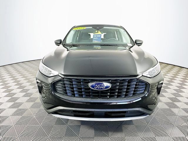 Certified 2023 Ford Escape Base image 10
