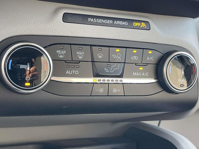 Certified 2025 Ford Escape Active image 24