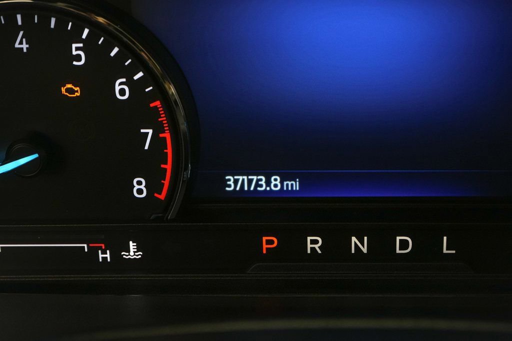 Certified 2023 Ford Explorer Limited w/ Hybrid Equipment Group 310A image 18