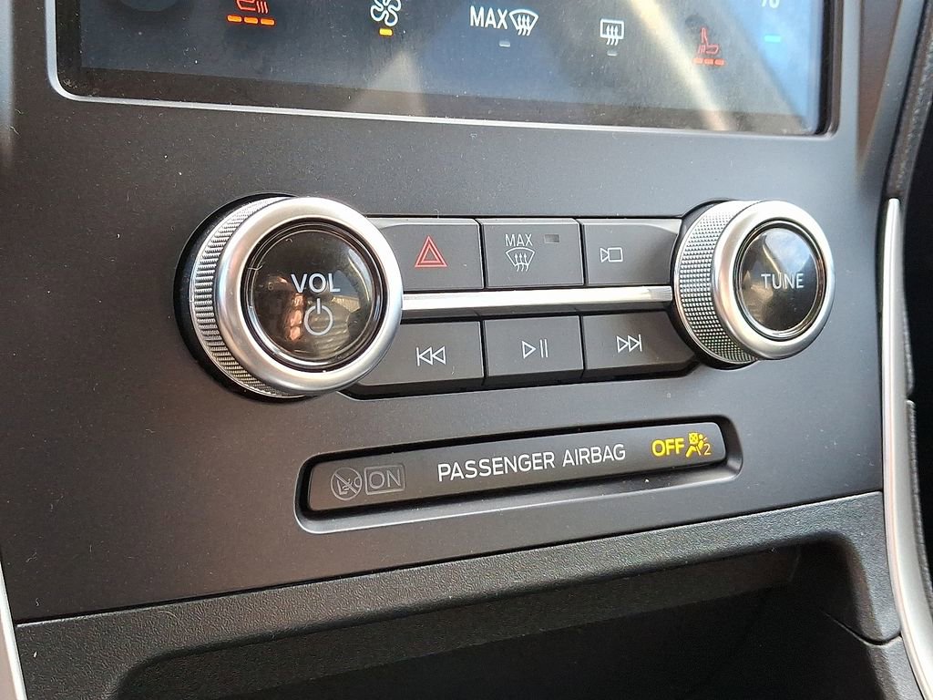 Certified 2024 Ford Edge SEL image 15