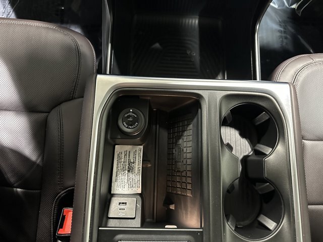 Certified 2025 Ford Expedition Platinum w/ Platinum Ultimate Package AWD/4WD image 15