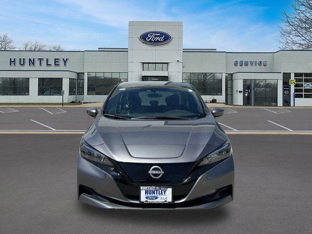 Used 2025 Nissan Leaf S FWD image 3