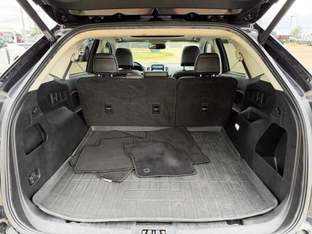 Certified 2022 Ford Edge SEL w/ Convenience Package AWD/4WD image 8