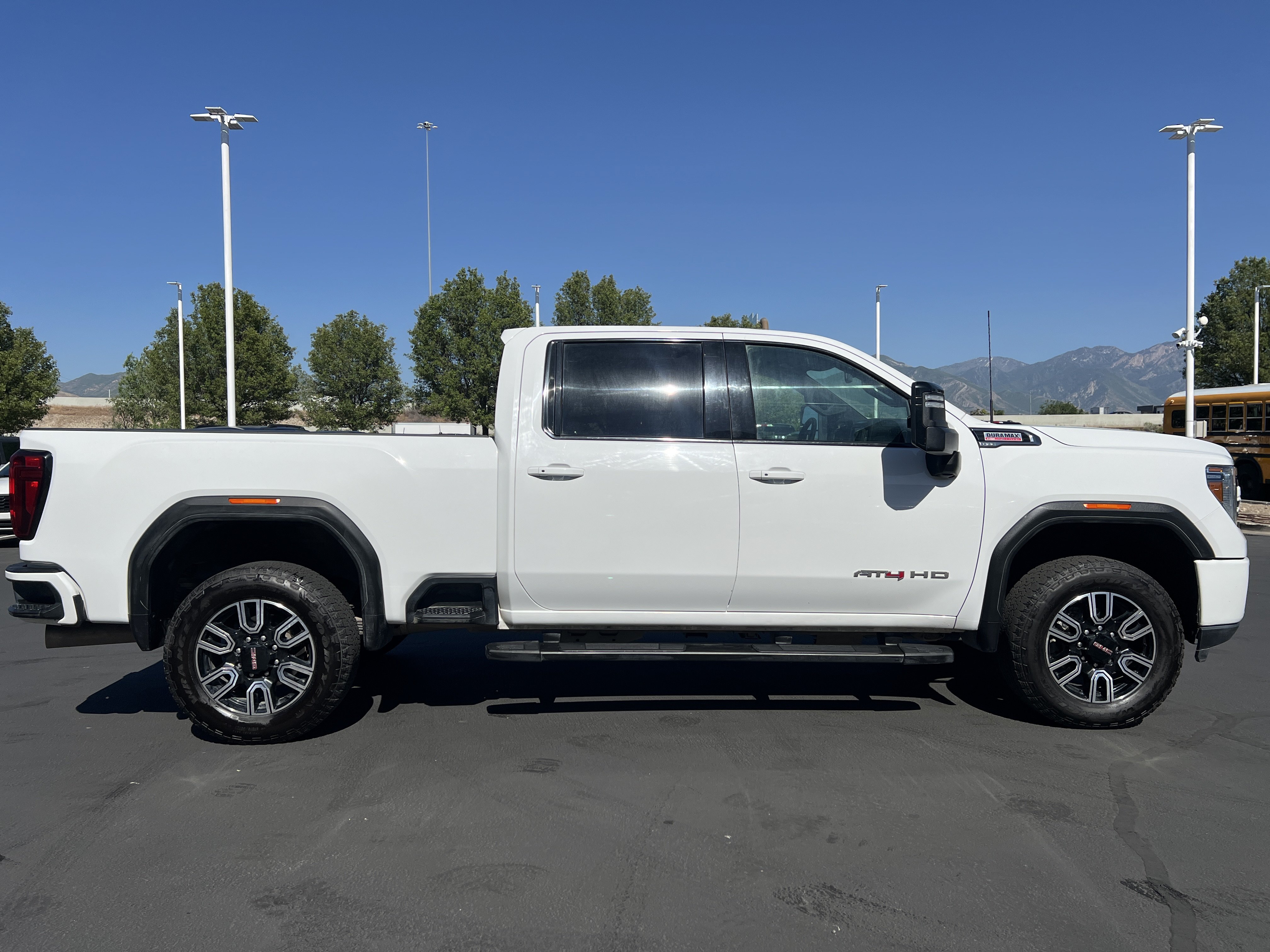 Used 2021 GMC Sierra 3500 AT4 w/ Gooseneck/5TH Wheel Package AWD/4WD image 6