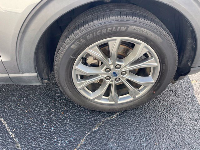 Certified 2023 Ford Explorer Limited w/ Equipment Group 301A RWD image 10