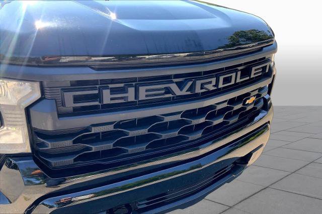 Used 2023 Chevrolet Silverado 1500 Custom AWD/4WD image 32