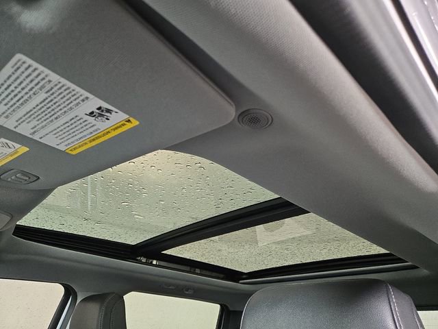 Certified 2022 Ford F150 Lariat w/ Equipment Group 502A High image 14