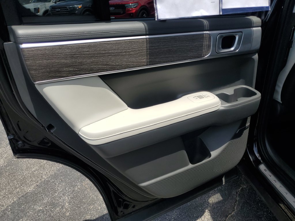 Used 2024 Hyundai Santa Fe Calligraphy AWD/4WD image 39
