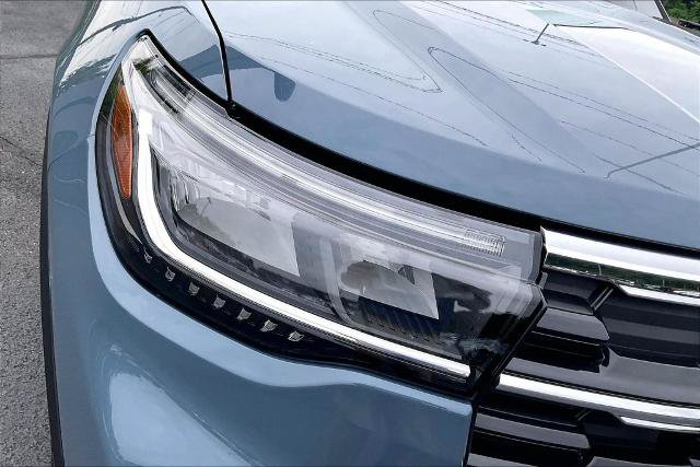 Certified 2026 Ford Explorer Active w/ Active Comfort Package RWD image 28